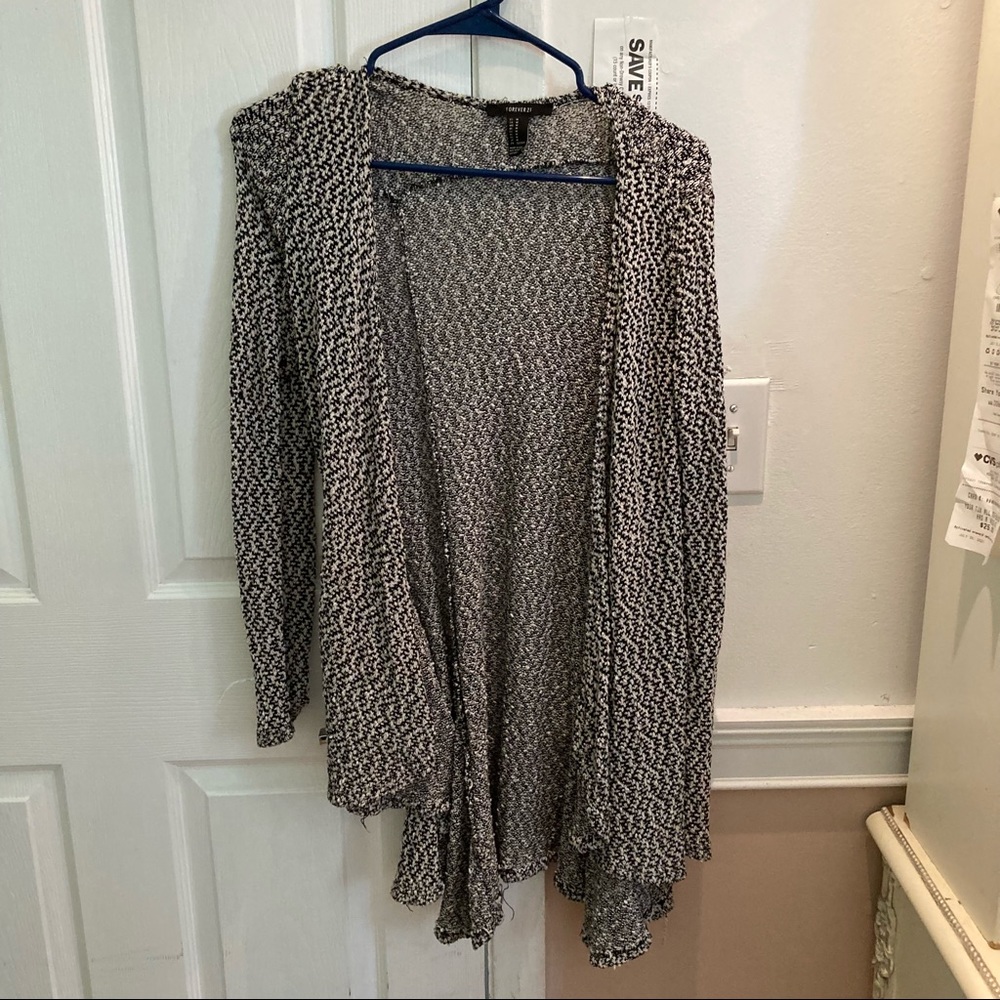 Forever 21 cardigan size M